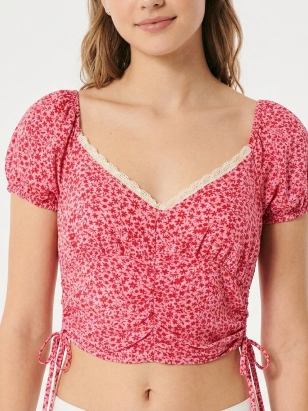 Hollister Women's Cropped Peasant Top XS Pink Floral Print Smocked Short Sleeve